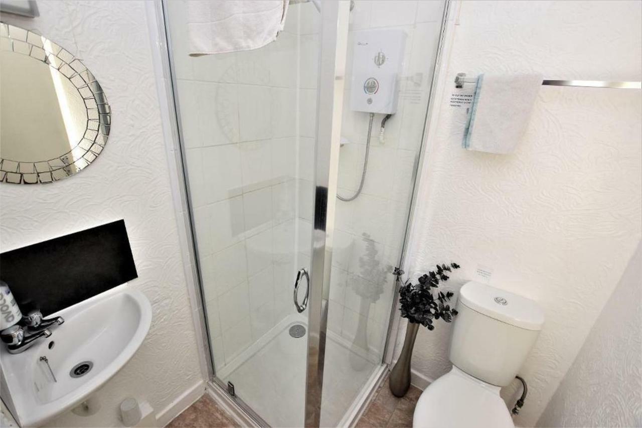ไบรเดิล ลอดจ์ อพาร์ตเมนต์ Apartment แบล็คพูล ภายนอก รูปภาพ