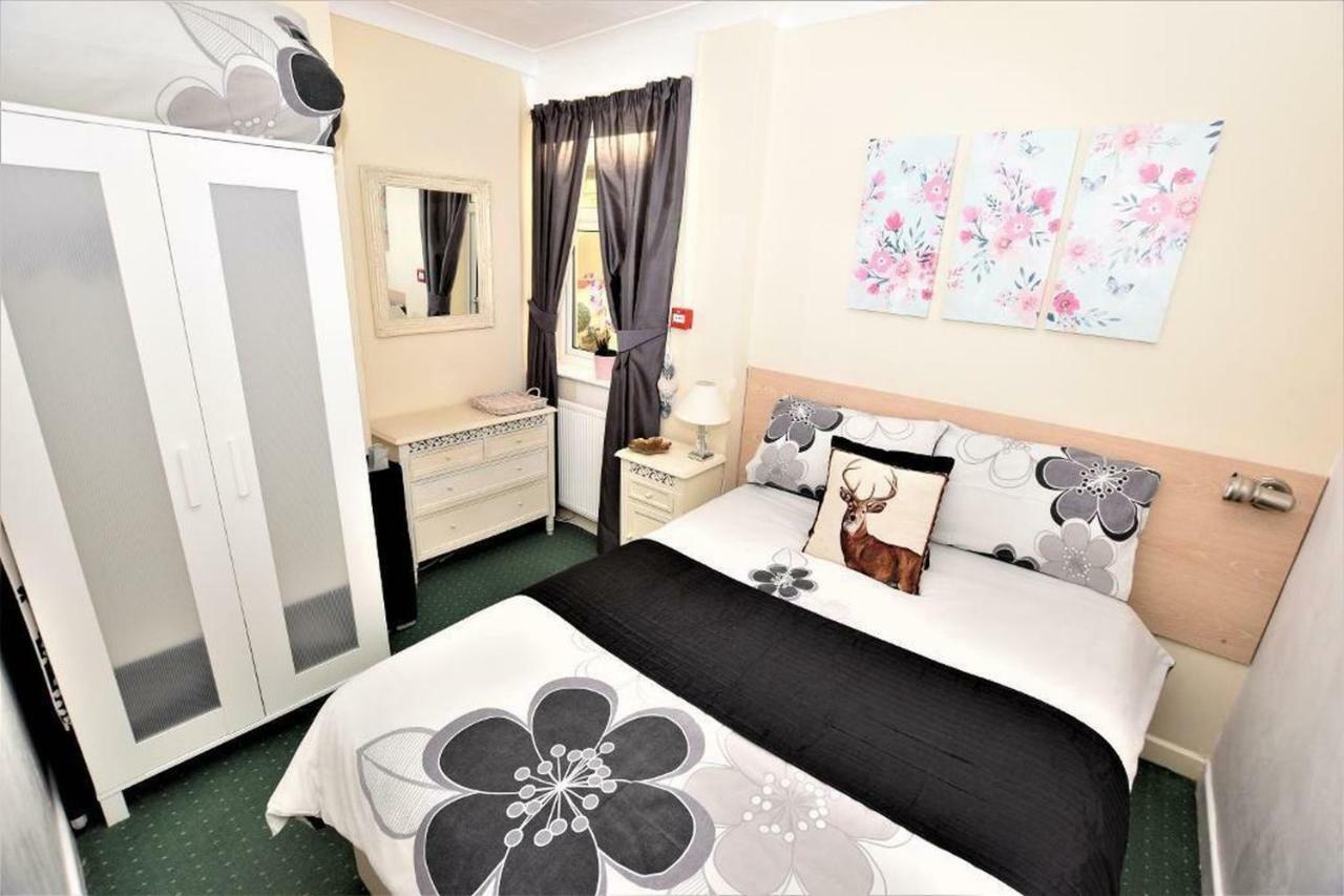 ไบรเดิล ลอดจ์ อพาร์ตเมนต์ Apartment แบล็คพูล ภายนอก รูปภาพ