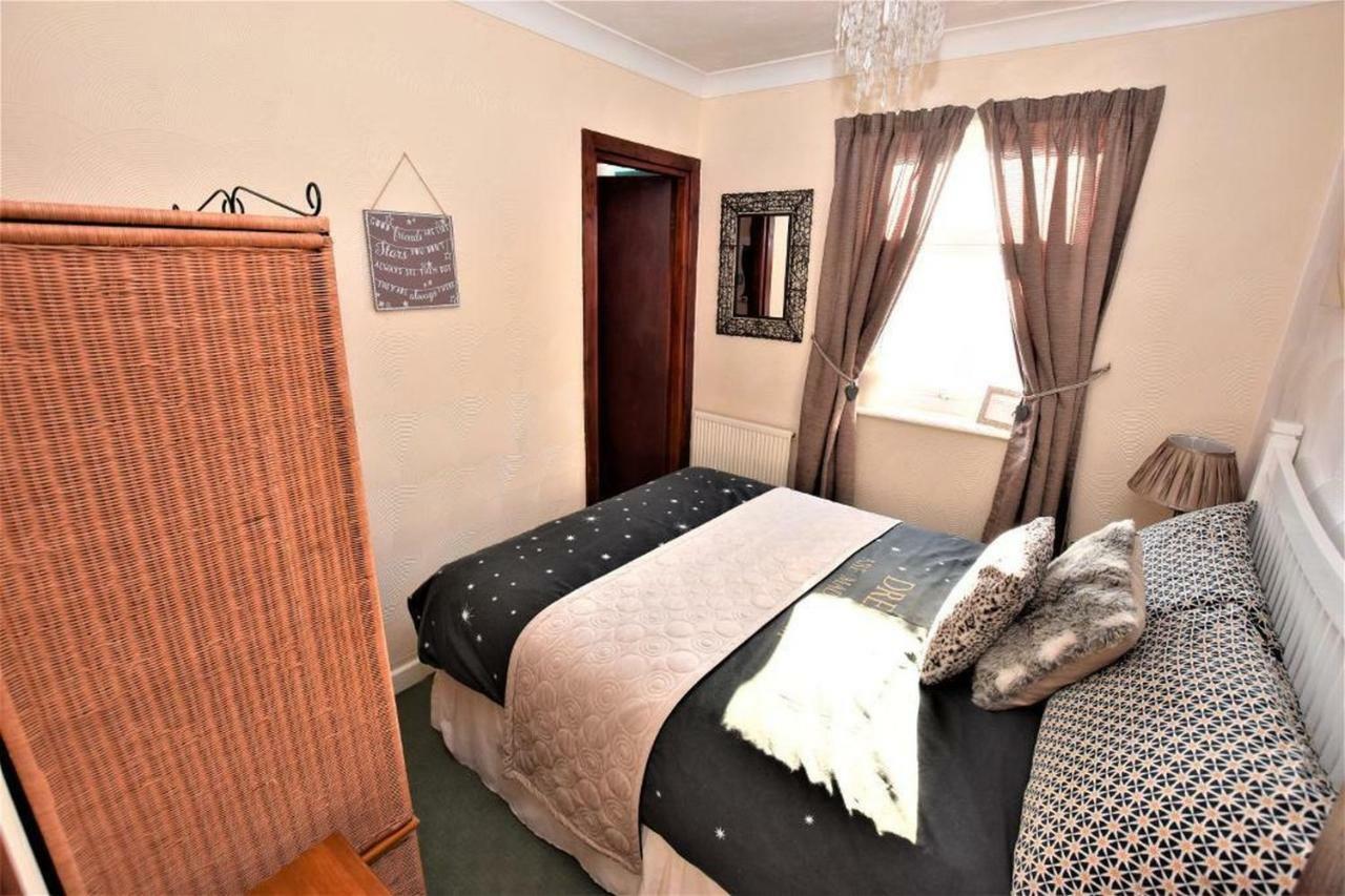 ไบรเดิล ลอดจ์ อพาร์ตเมนต์ Apartment แบล็คพูล ภายนอก รูปภาพ